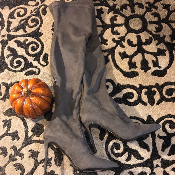 Steve Madden Shoes - Steve Madden leather boots thigh high